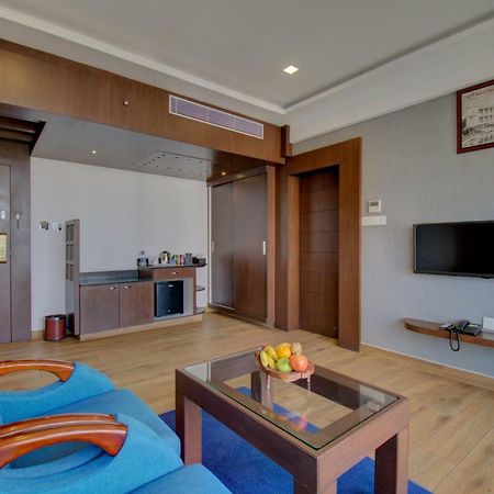 Silver Oak Hotel Mysore Extérieur photo